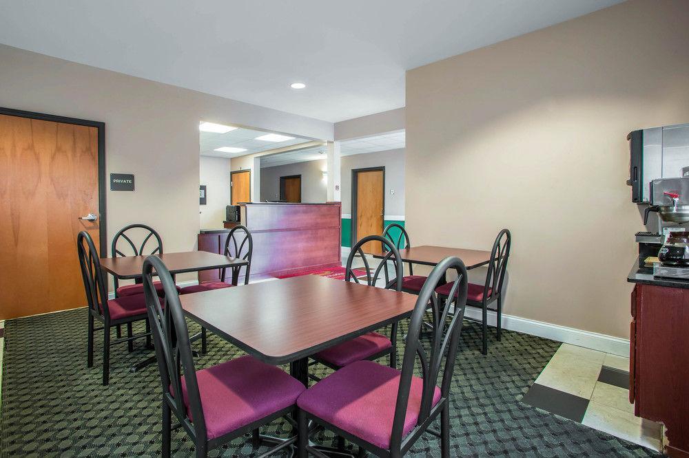 Econo Lodge Harrisburg - Southwest Of Hershey Area Eksteriør bilde